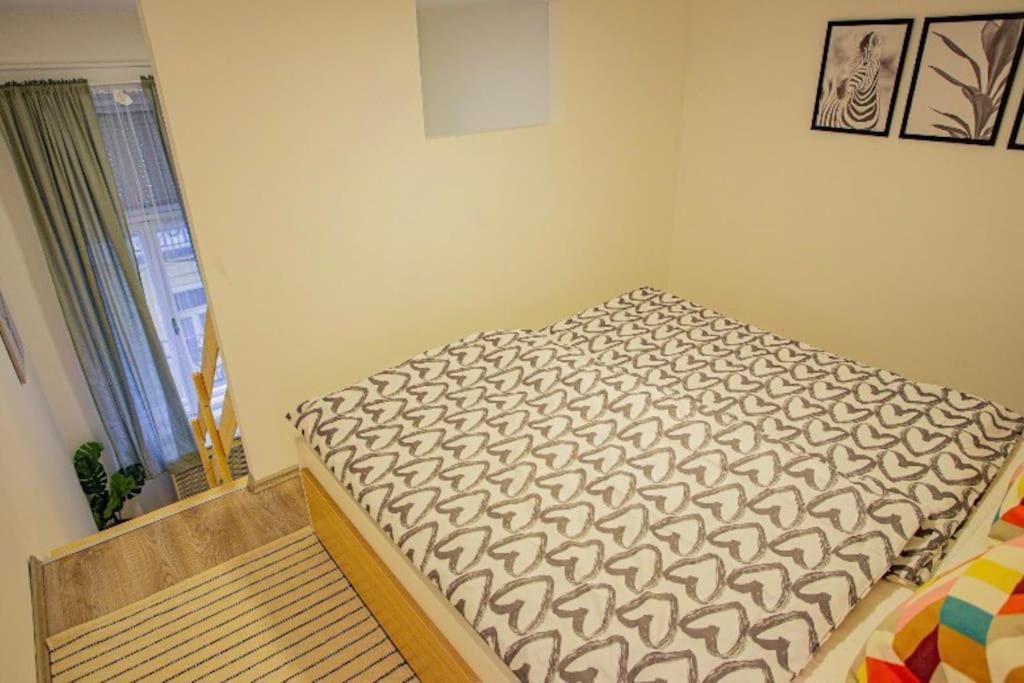 Cosy Flat In Akacfa Str., Aya Lejlighed Budapest Eksteriør billede